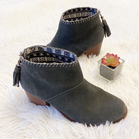 TOMS x Zappos Leila Grey Suede Heel Ankle Bootie tassel women’s 6.5 - Picture 5 of 8